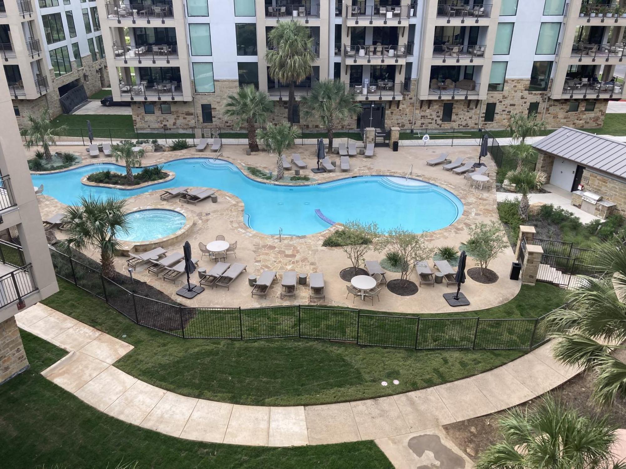 The Waters Condo Building 3 Horseshoe Bay Chambre photo