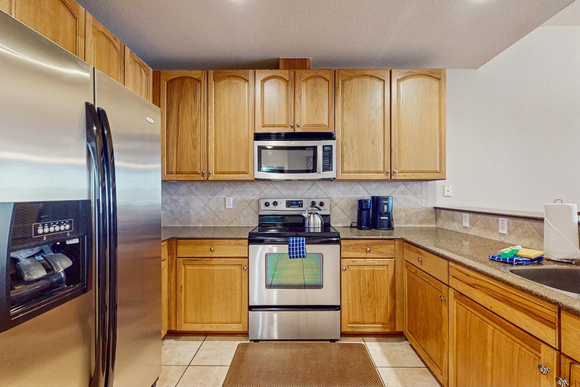 The Waters Condo Building 3 Horseshoe Bay Extérieur photo
